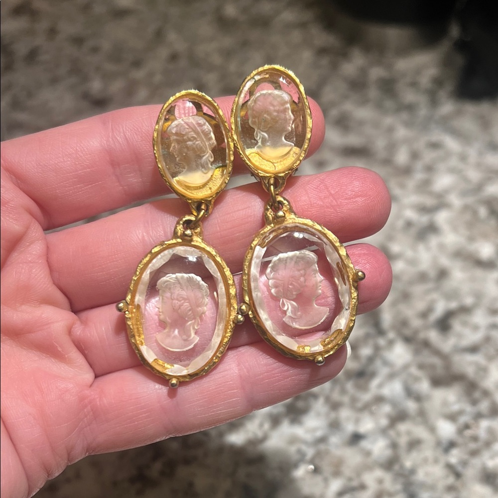 Vintage Gold Cameo Drop Earrings (clip on)